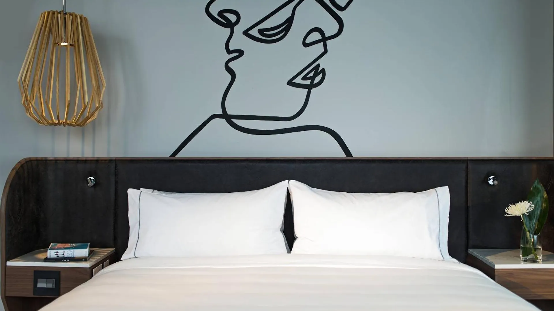 Renaissance Montreal Downtown Hotel Canada