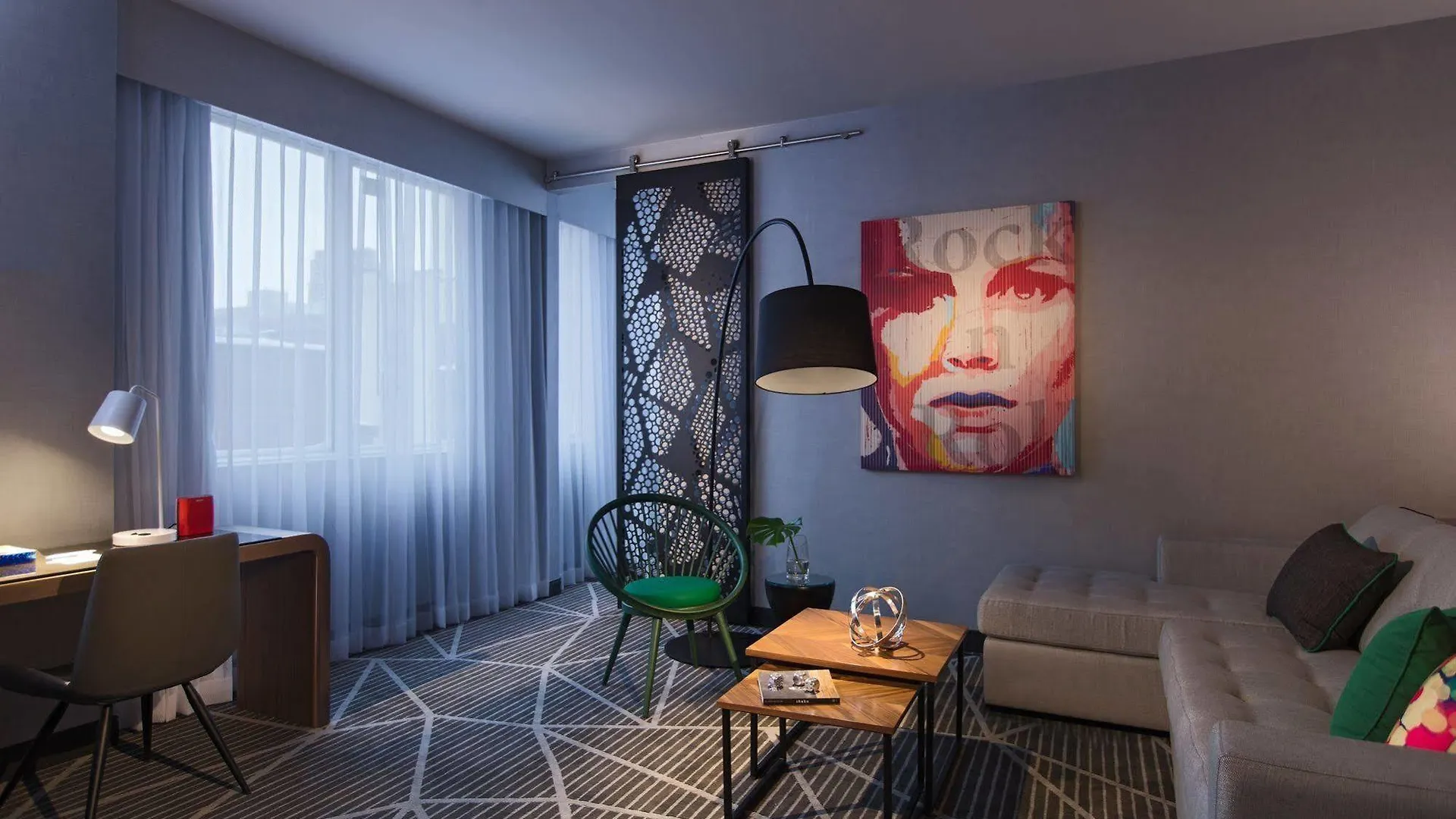 ****  Renaissance Montreal Downtown Hotel Canada